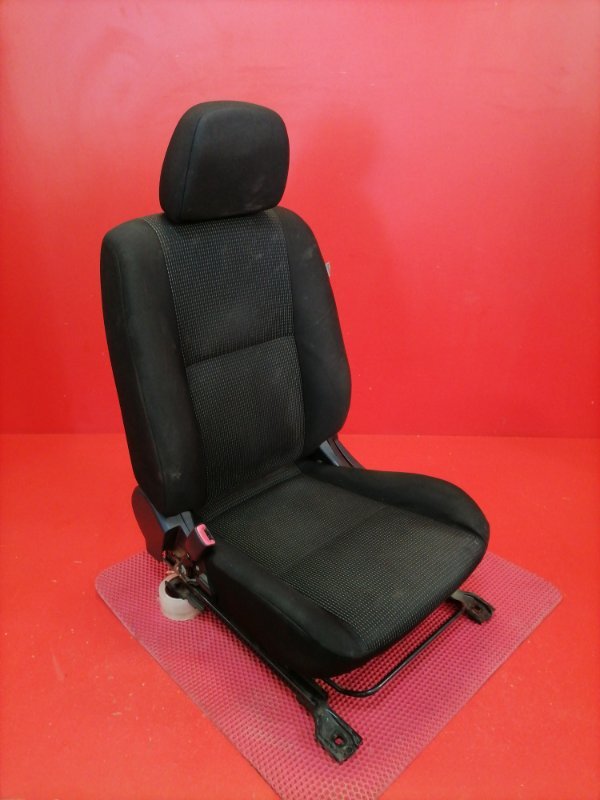 Сиденье Mitsubishi Lancer CY3A 4B10 2010 переднее левое (б/у)