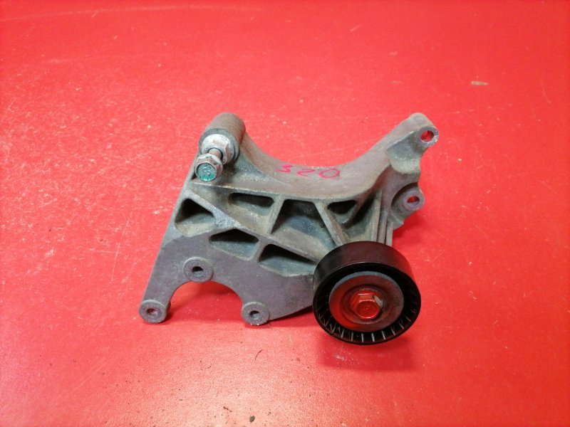 Кронштейн насоса ГУР Mitsubishi Lancer CY3A 4B10 2010 (б/у)