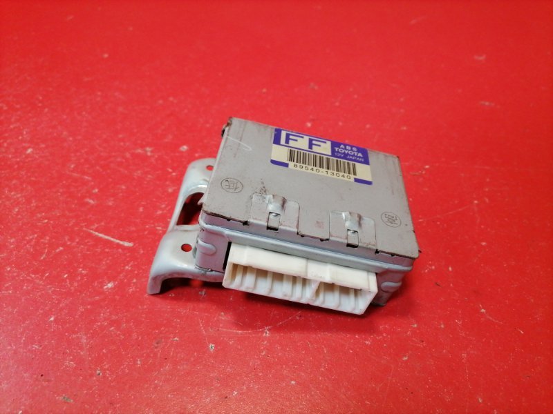 Блок управления abs Toyota Corolla Spacio AE111N 4A-FE 1998 (б/у)
