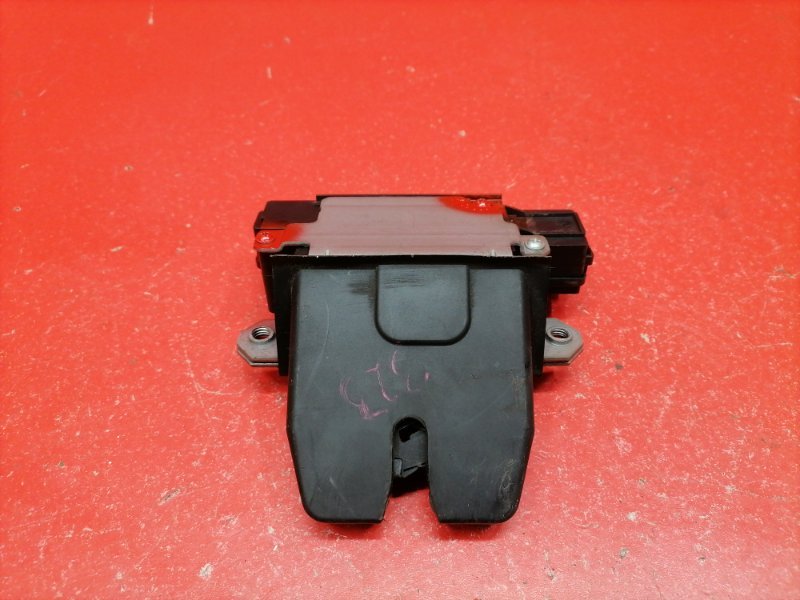 Замок багажника Ford Focus CB4 QQDB 2006 (б/у)