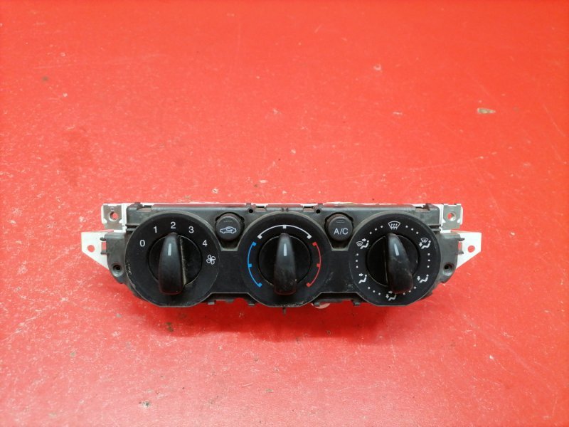 Блок управления климатической установкой Ford Focus CB4 QQDB 2006 (б/у)