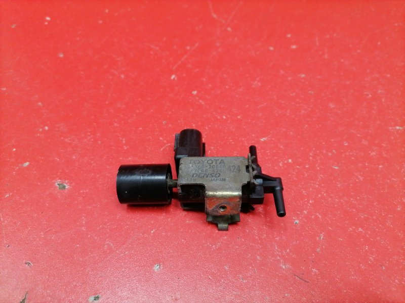 Вакуумный клапан Lexus RX330 MCU38L 3MZ-FE 2003 (б/у) Вакуумный клапан Lexus RX330 MCU38L 3MZ-FE 2003 (б/у)
