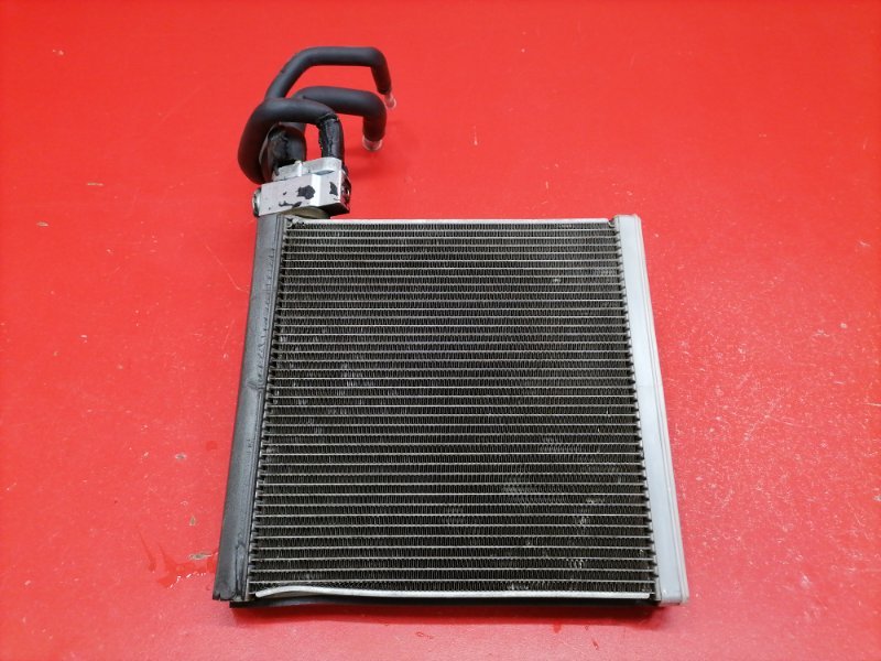 Испаритель кондиционера Lexus RX330 MCU38L 3MZ-FE 2003 (б/у) Испаритель кондиционера Lexus RX330 MCU38L 3MZ-FE 2003 (б/у)