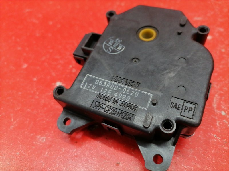 Сервопривод заслонок печки Lexus RX330 MCU38L 3MZ-FE 2003 (б/у) Сервопривод заслонок печки Lexus RX330 MCU38L 3MZ-FE 2003 (б/у)