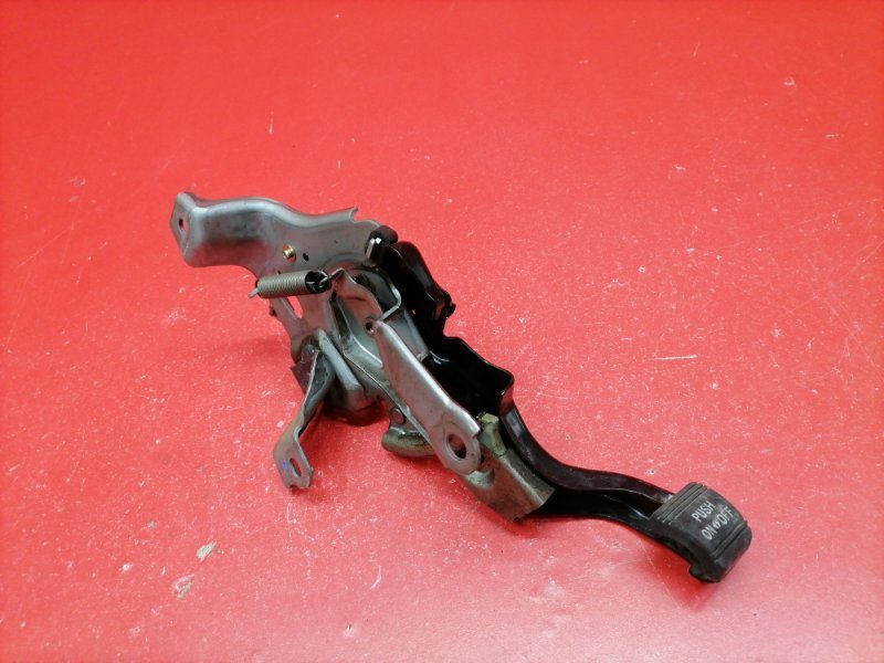 Педаль стояночного тормоза Lexus RX330 MCU38L 3MZ-FE 2003 (б/у)