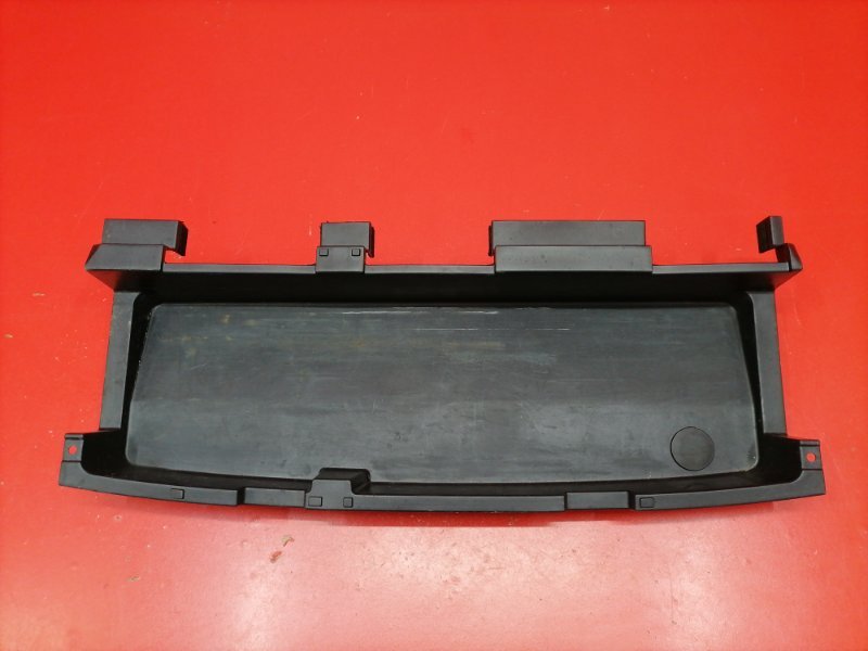 Ящик в багажник Lexus RX330 MCU38L 3MZ-FE 2003 (б/у)