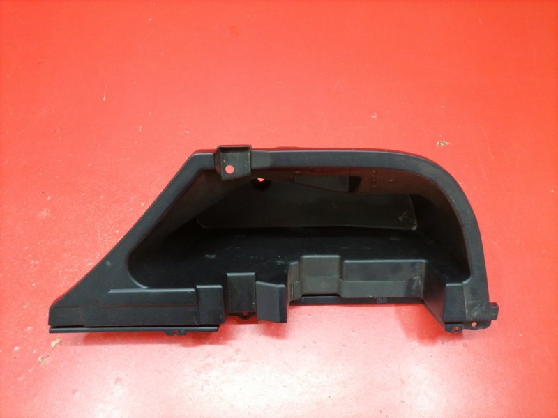 Ящик в багажник Lexus RX330 MCU38L 3MZ-FE 2003 правый (б/у)