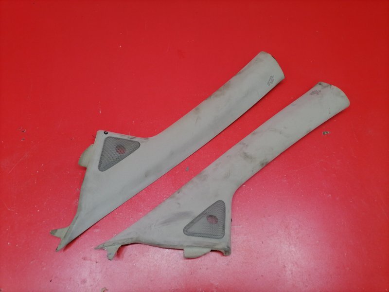 Накладка стойки кузова верхняя Lexus RX330 MCU38L 3MZ-FE 2003 передняя (б/у)