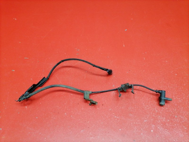 Датчик abs Lexus RX330 MCU38L 3MZ-FE 2003 передний правый (б/у)