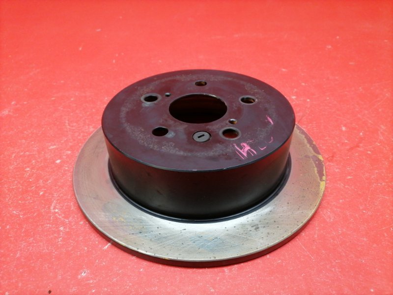 Тормозной диск Lexus RX330 MCU38L 3MZ-FE 2003 задний (б/у) Тормозной диск Lexus RX330 MCU38L 3MZ-FE 2003 задний (б/у)