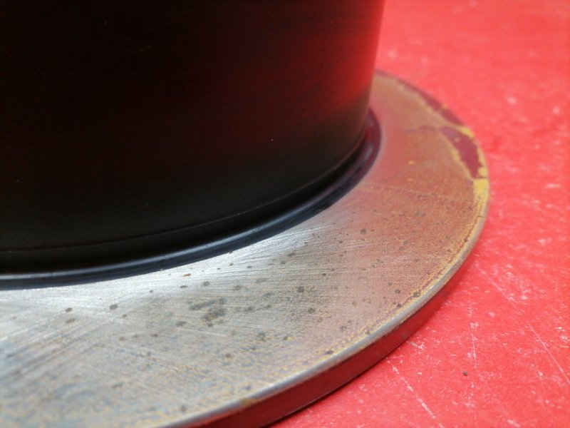 Тормозной диск Lexus RX330 MCU38L 3MZ-FE 2003 задний (б/у) Тормозной диск Lexus RX330 MCU38L 3MZ-FE 2003 задний (б/у)