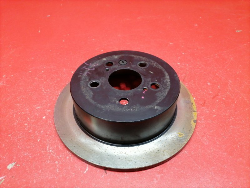 Тормозной диск Lexus RX330 MCU38L 3MZ-FE 2003 задний (б/у) Тормозной диск Lexus RX330 MCU38L 3MZ-FE 2003 задний (б/у)