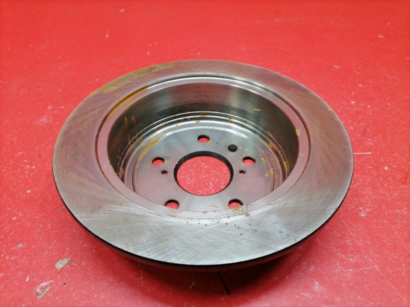 Тормозной диск Lexus RX330 MCU38L 3MZ-FE 2003 задний (б/у) Тормозной диск Lexus RX330 MCU38L 3MZ-FE 2003 задний (б/у)