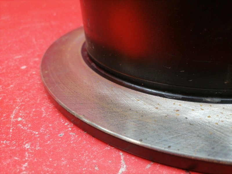 Тормозной диск Lexus RX330 MCU38L 3MZ-FE 2003 задний (б/у) Тормозной диск Lexus RX330 MCU38L 3MZ-FE 2003 задний (б/у)