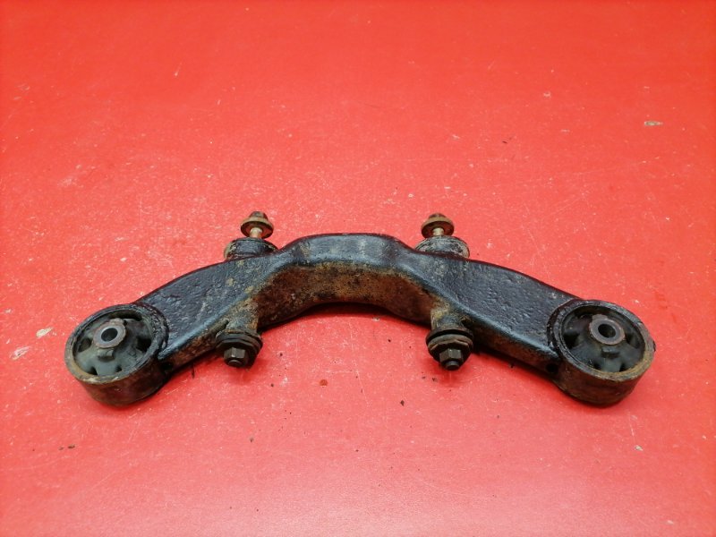 Крепление редуктора Lexus RX330 MCU38L 3MZ-FE 2003 заднее (б/у)