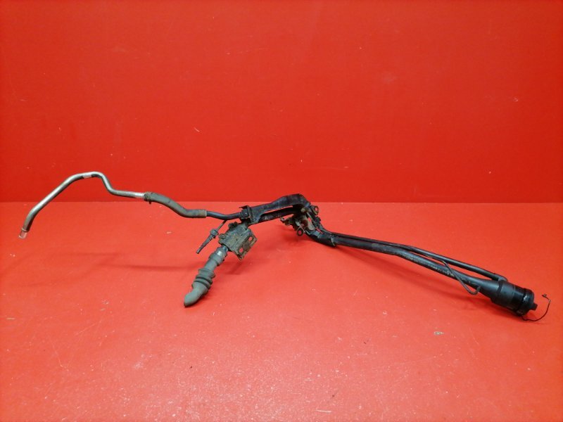 Горловина топливного бака Lexus RX330 MCU38L 3MZ-FE 2003 (б/у)