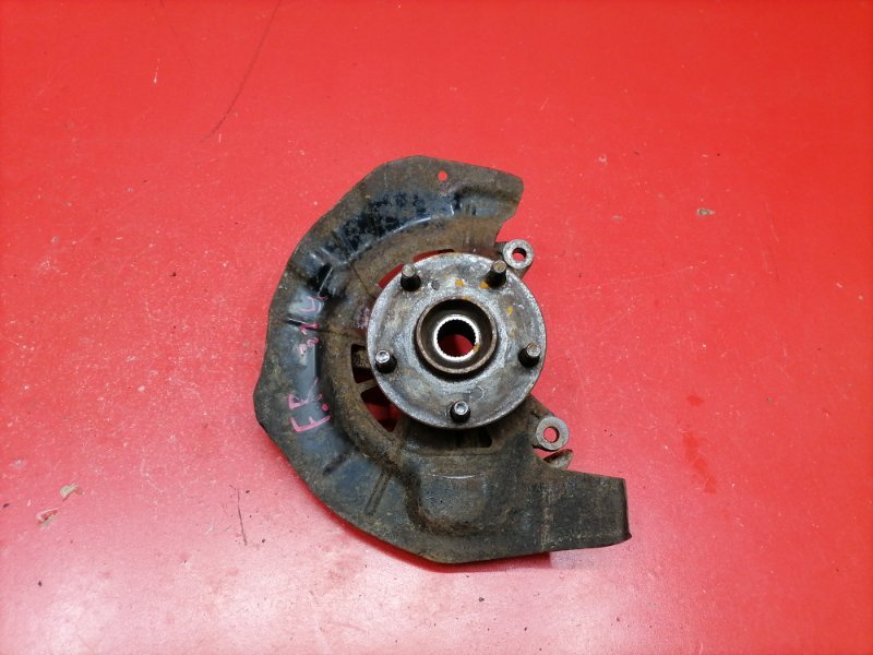 Поворотный кулак Lexus RX330 MCU38L 3MZ-FE 2003 передний правый (б/у)