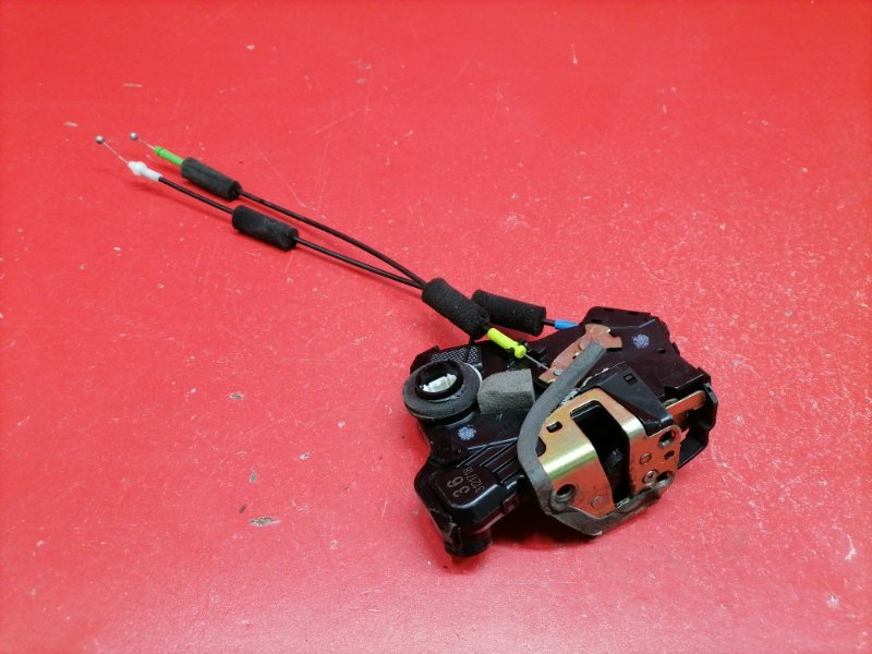 Замок двери Lexus RX330 MCU38L 3MZ-FE 2003 передний левый (б/у) Замок двери Lexus RX330 MCU38L 3MZ-FE 2003 передний левый (б/у)