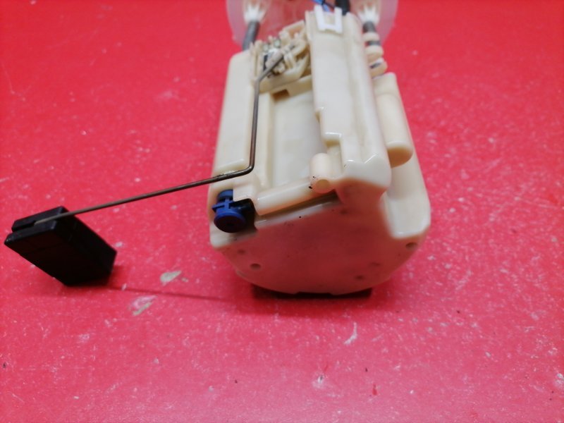 Бензонасос Lexus RX330 MCU38L 3MZ-FE 2003 (б/у) Бензонасос Lexus RX330 MCU38L 3MZ-FE 2003 (б/у)