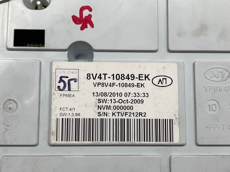 Щиток приборов Ford Focus CB4 SHDA 2010 (б/у) Щиток приборов Ford Focus CB4 SHDA 2010 (б/у)
