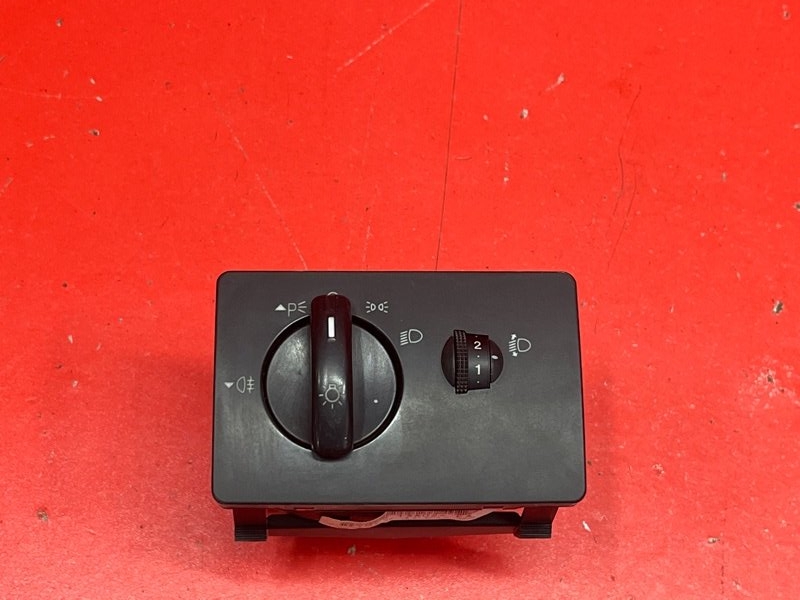 Переключатель света фар Ford Focus CB4 SHDA 2010 (б/у) Переключатель света фар Ford Focus CB4 SHDA 2010 (б/у)