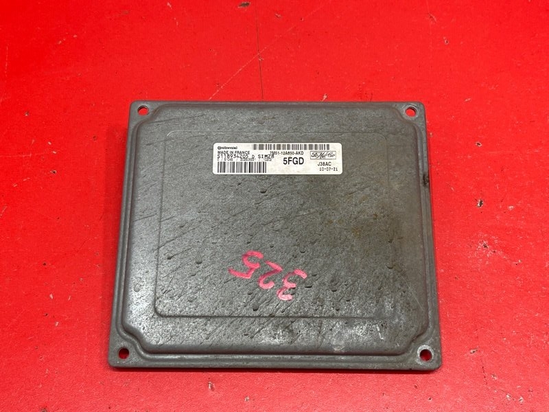 Блок управления ДВС Ford Focus CB4 SHDA 2010 (б/у) Блок управления ДВС Ford Focus CB4 SHDA 2010 (б/у)