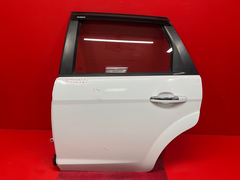 Дверь Ford Focus CB4 SHDA 2010 задняя левая (б/у) Дверь Ford Focus CB4 SHDA 2010 задняя левая (б/у)