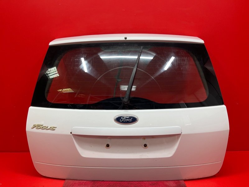 Дверь багажника Ford Focus CB4 SHDA 2010 задняя (б/у) Дверь багажника Ford Focus CB4 SHDA 2010 задняя (б/у)