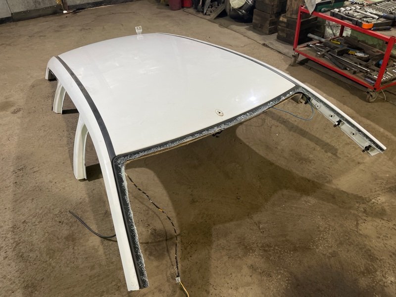 Крыша Ford Focus CB4 SHDA 2010 (б/у) Крыша Ford Focus CB4 SHDA 2010 (б/у)