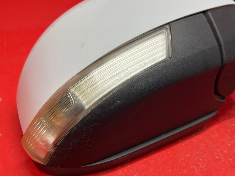 Зеркало Ford Focus CB4 SHDA 2010 правое (б/у) Зеркало Ford Focus CB4 SHDA 2010 правое (б/у)