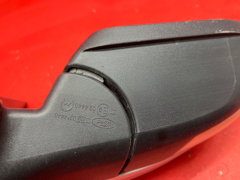 Зеркало Ford Focus CB4 SHDA 2010 правое (б/у) Зеркало Ford Focus CB4 SHDA 2010 правое (б/у)