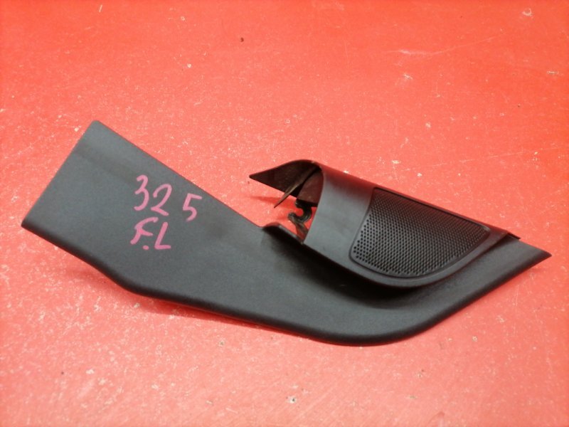 Уголок двери внутренний Ford Focus CB4 SHDA 2010 передний левый (б/у) Уголок двери внутренний Ford Focus CB4 SHDA 2010 передний левый (б/у)