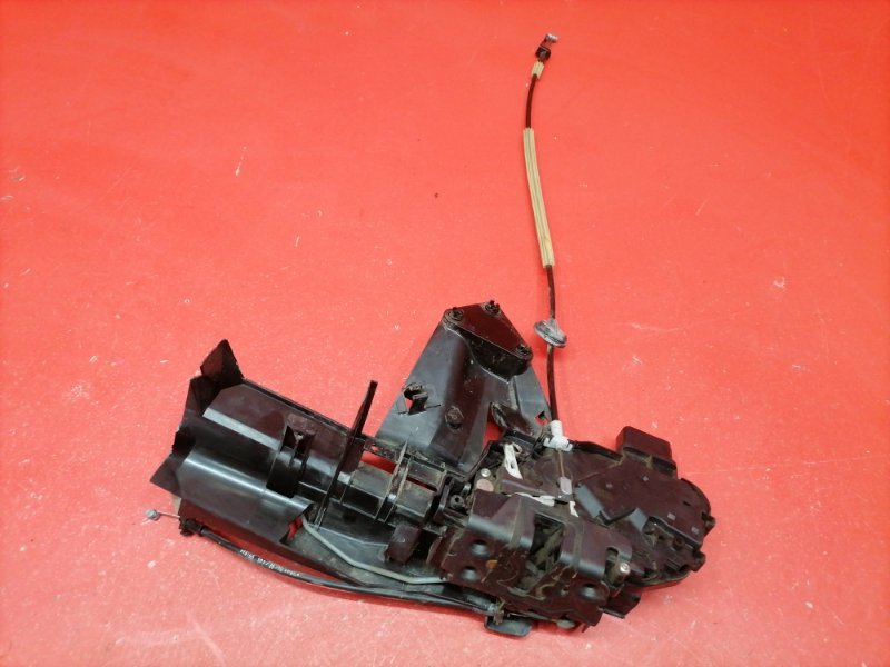 Замок двери Ford Focus CB4 SHDA 2010 передний левый (б/у) Замок двери Ford Focus CB4 SHDA 2010 передний левый (б/у)