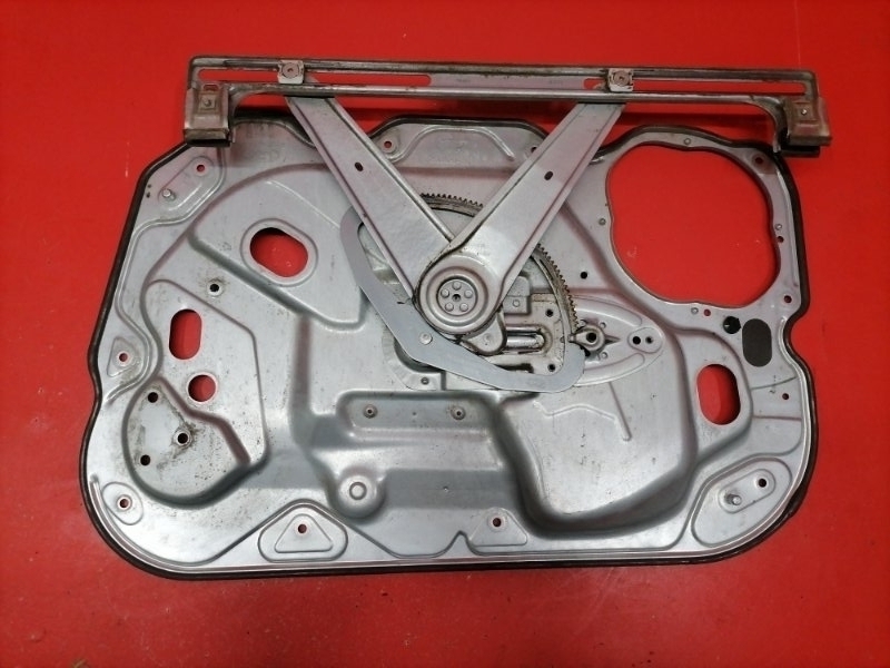 Панель двери Ford Focus CB4 SHDA 2010 передний левый (б/у) Панель двери Ford Focus CB4 SHDA 2010 передний левый (б/у)