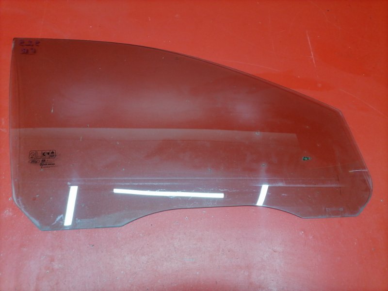 Стекло двери Ford Focus CB4 SHDA 2010 переднее правое (б/у) Стекло двери Ford Focus CB4 SHDA 2010 переднее правое (б/у)