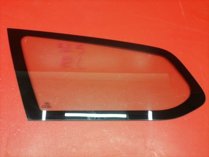 Стекло кузовное Ford Focus CB4 SHDA 2010 заднее левое (б/у) Стекло кузовное Ford Focus CB4 SHDA 2010 заднее левое (б/у)