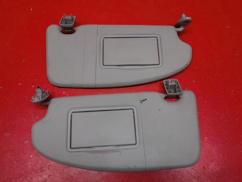 Козырек солнцезащитный Ford Focus CB4 SHDA 2010 (б/у)
