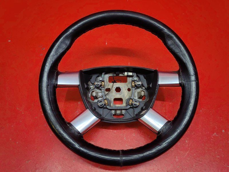 Руль Ford Focus CB4 SHDA 2010 (б/у) Руль Ford Focus CB4 SHDA 2010 (б/у)