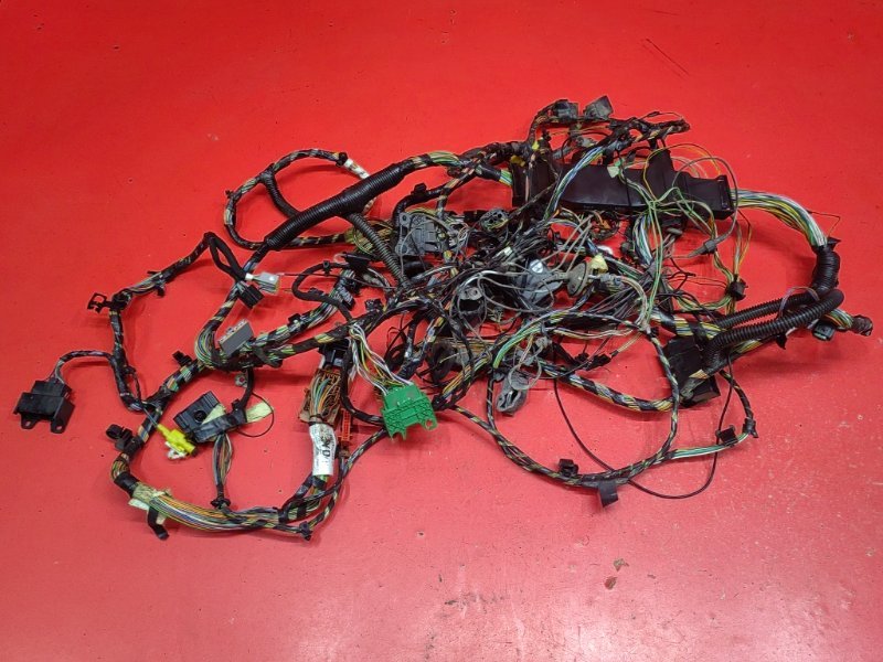 Проводка салона Ford Focus CB4 SHDA 2010 (б/у) Проводка салона Ford Focus CB4 SHDA 2010 (б/у)