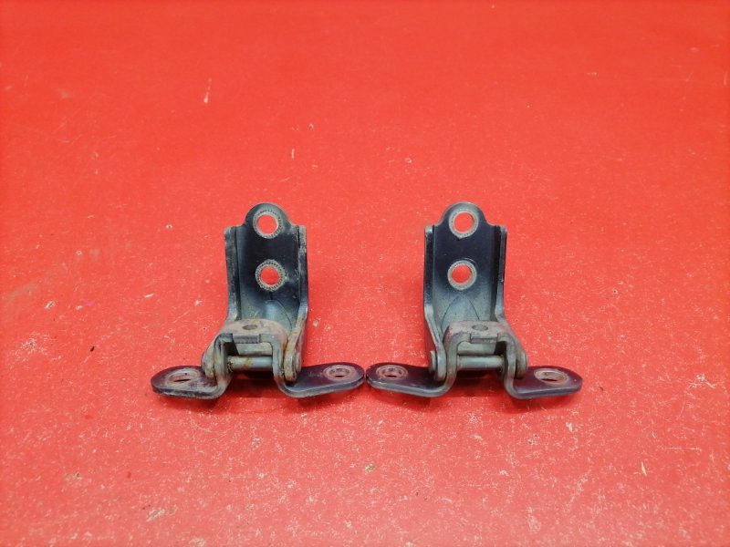 Петля двери Kia Ceed ED G4FC 2008 передняя правая (б/у)