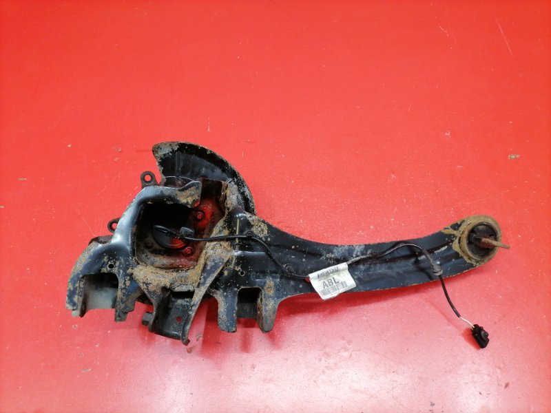 Рычаг продольный Ford Focus CB4 SHDA 2010 задний левый (б/у) Рычаг продольный Ford Focus CB4 SHDA 2010 задний левый (б/у)