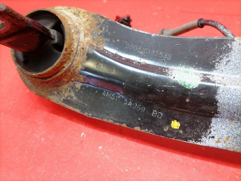 Рычаг продольный Ford Focus CB4 SHDA 2010 задний левый (б/у) Рычаг продольный Ford Focus CB4 SHDA 2010 задний левый (б/у)