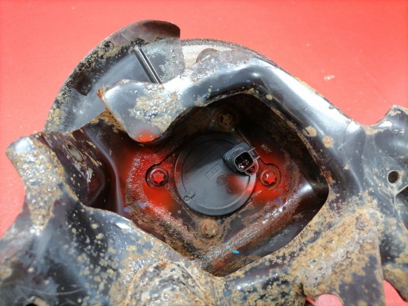 Рычаг продольный Ford Focus CB4 SHDA 2010 задний правый (б/у) Рычаг продольный Ford Focus CB4 SHDA 2010 задний правый (б/у)