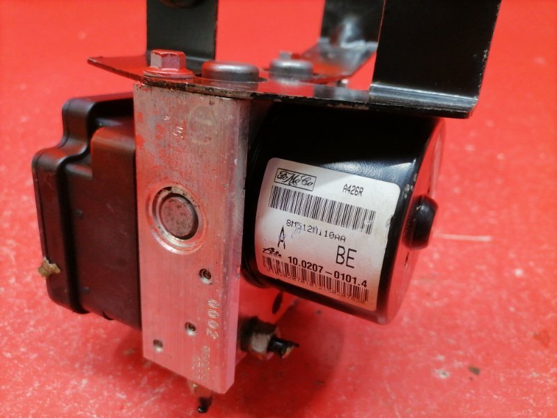 Блок abs Ford Focus CB4 SHDA 2010 (б/у) Блок abs Ford Focus CB4 SHDA 2010 (б/у)