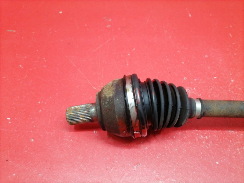 Привод Ford Focus CB4 SHDA 2010 передний правый (б/у) Привод Ford Focus CB4 SHDA 2010 передний правый (б/у)