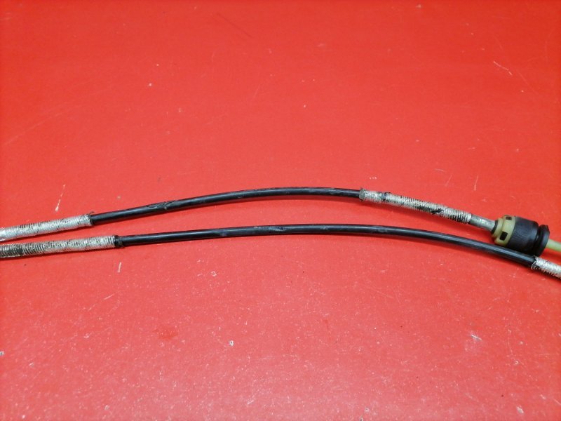 Трос мкпп Ford Focus CB4 SHDA 2010 (б/у) Трос мкпп Ford Focus CB4 SHDA 2010 (б/у)