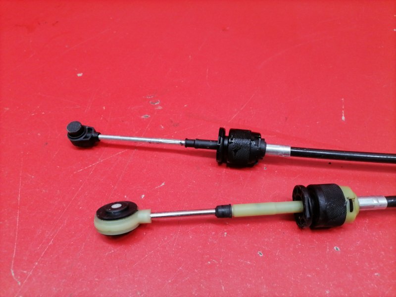 Трос мкпп Ford Focus CB4 SHDA 2010 (б/у) Трос мкпп Ford Focus CB4 SHDA 2010 (б/у)