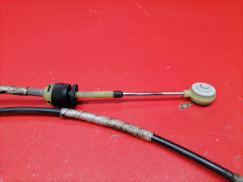 Трос мкпп Ford Focus CB4 SHDA 2010 (б/у) Трос мкпп Ford Focus CB4 SHDA 2010 (б/у)