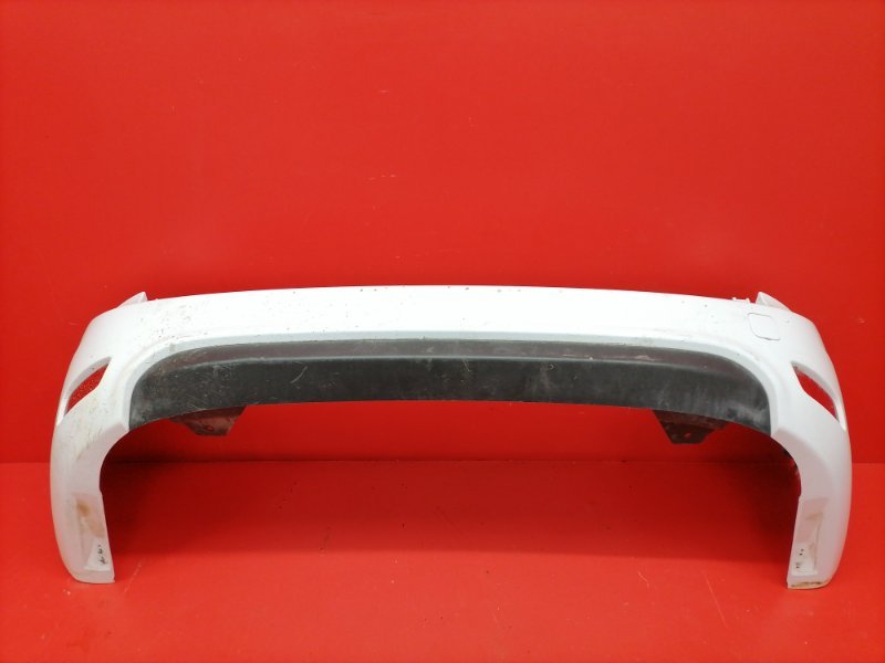 Бампер Ford Focus CB4 SHDA 2010 задний (б/у) Бампер Ford Focus CB4 SHDA 2010 задний (б/у)