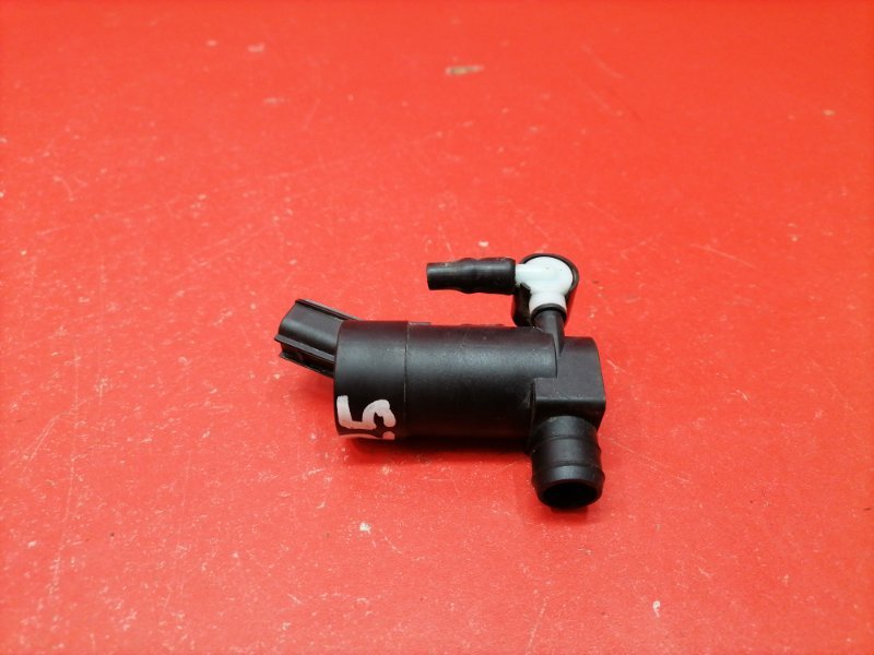 Насос омывателя Ford Focus CB4 SHDA 2010 (б/у) Насос омывателя Ford Focus CB4 SHDA 2010 (б/у)